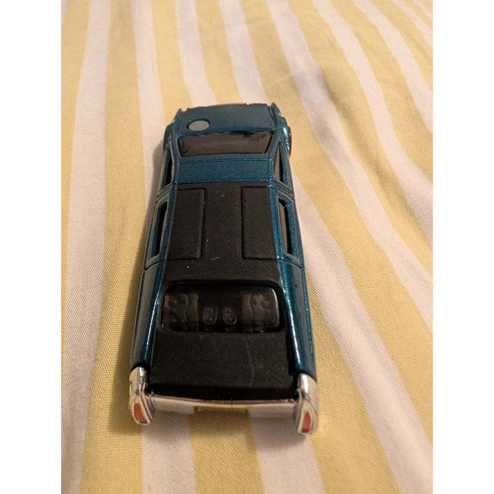 Hot Wheels 2001 hot
